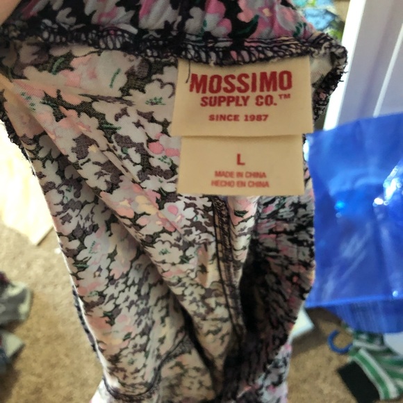 Mossimo Ruffle Floral Shorts - Picture 4 of 4